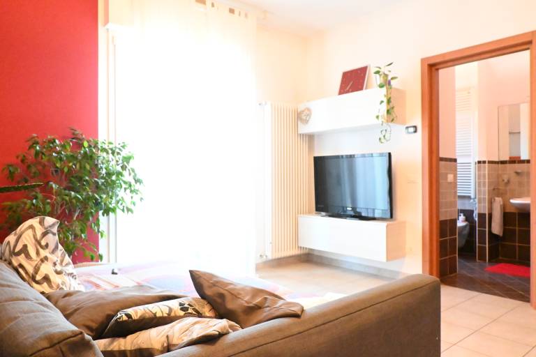 Rental apartment with jacuzzi & terrace | City view — photo 4