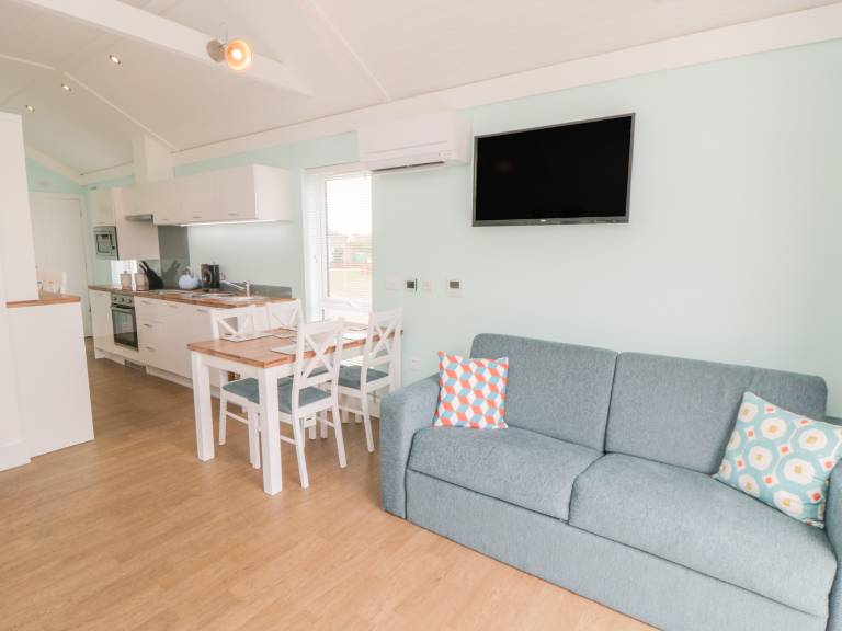 Family-friendly nice cottage with garden | Beach view | Pets are welcome — photo 5