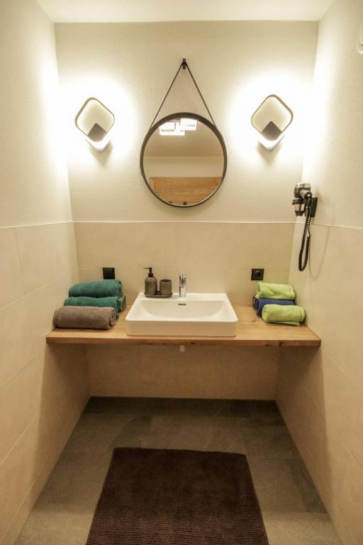 Children-friendly rental apartment with terrace | Mountain view | Close to the ski | Dogs allowed — photo 2