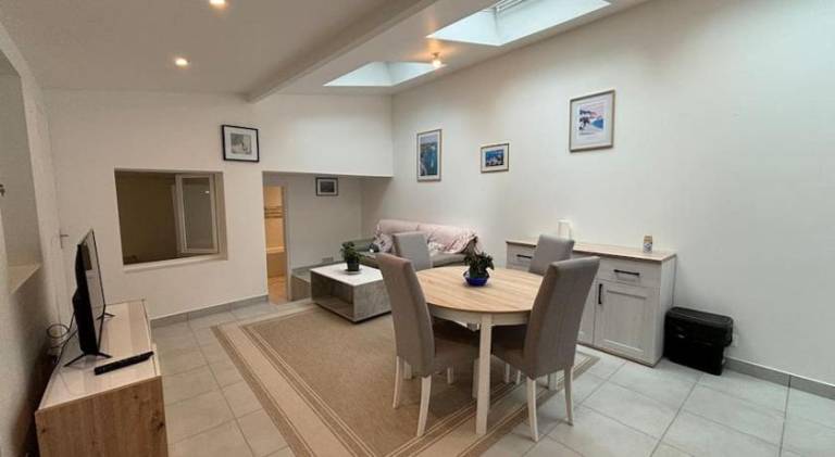 Rental apartment with 1 room for 3 persons in Montrouge