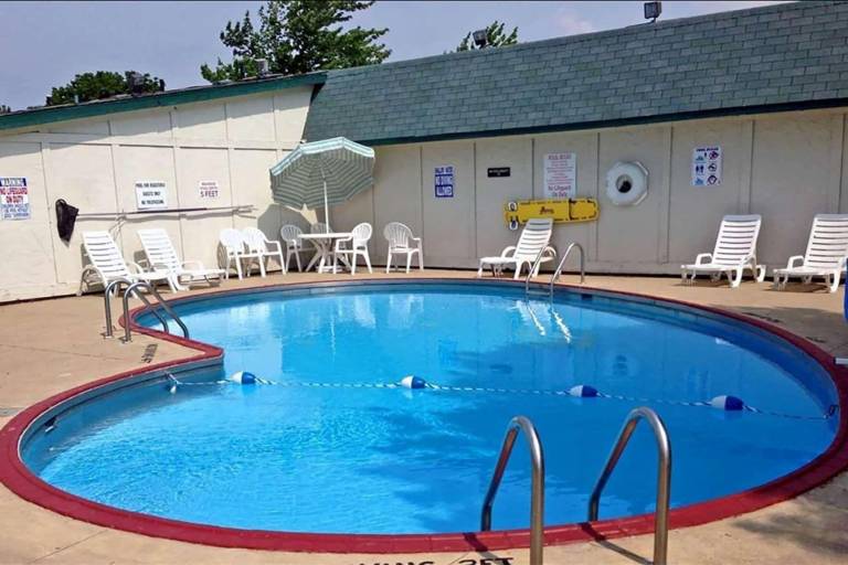 Travelodge by Wyndham Lansing in Lansing, MI