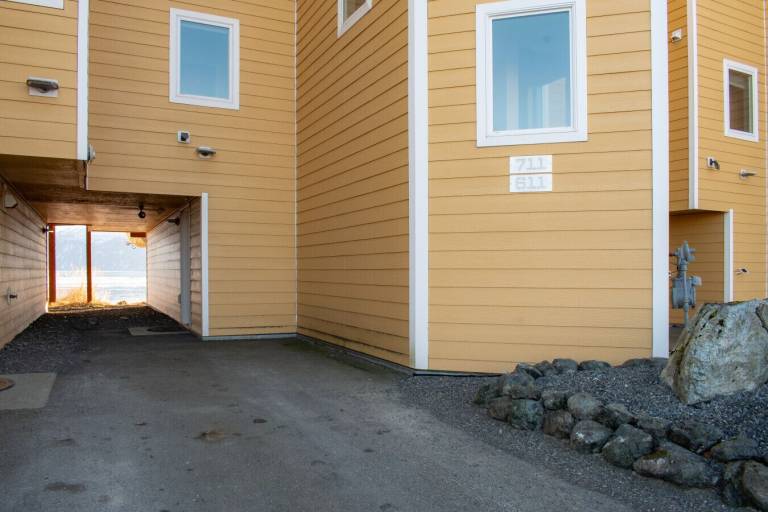 Condo  Halibut Cove