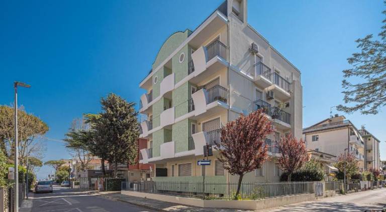 Holiday apartment | Next to the beach | Pets allowed in Riccione
