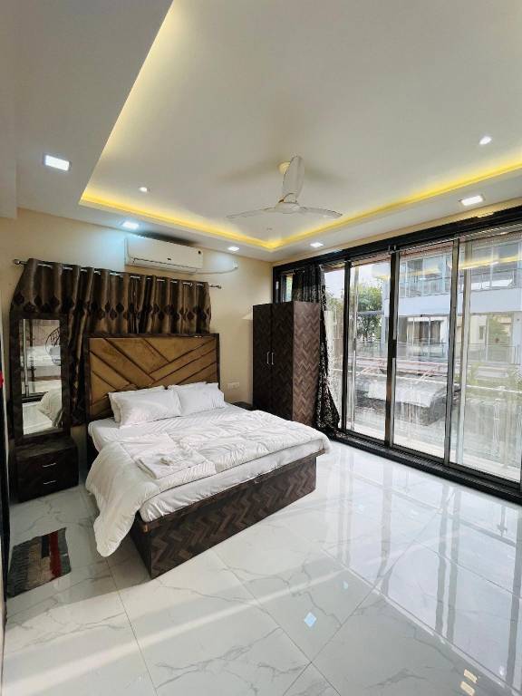 Villa with 1 room for 20 persons — photo 2