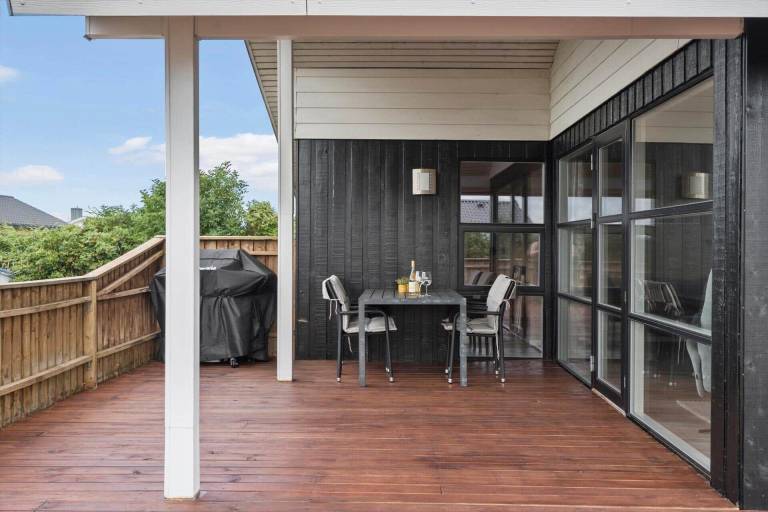 Fully equipped house with barbecue & terrace | Pets allowed — photo 2