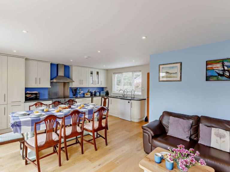 Fully equipped cottage with garden | Pets allowed — photo 5