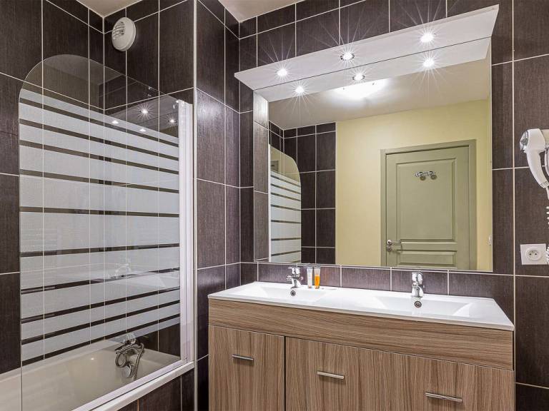 Ferienwohnung in Vaujany, Oz-en-Oisans für max. 2 Personen Ferienwohnung in Vaujany, Oz-en-Oisans für max. 2 Personen