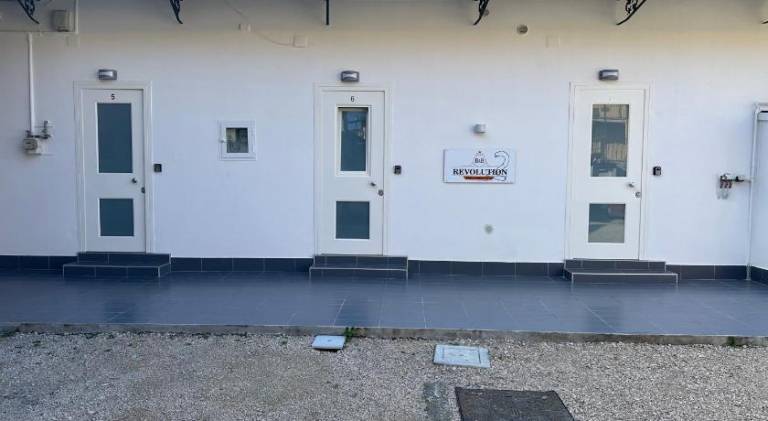 B&B REVOLUTION 2 BED e BREAKFAST in Caserta