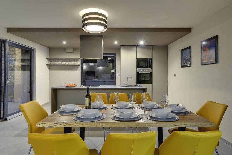 Fully equipped ample vacation home with private pool, barbeque & terrace | Good for workation | Pets are welcome — photo 5