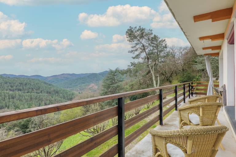 Villa 'Gite Avec Vue Panoramique' with Private Pool, Private Terrace and Wi-Fi — photo 4