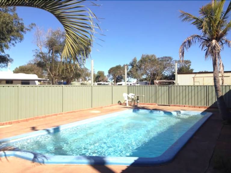 Camping  Carnarvon