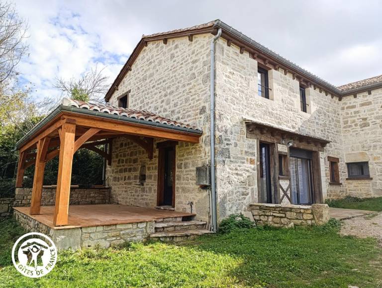 Lovely gite with patio & yard | Pets allowed in Cahors
