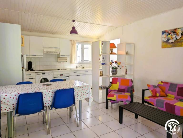 Gite with yard, terrace & barbecue — photo 5