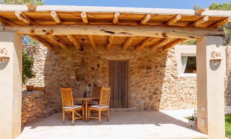 House with 2 rooms for 4 persons — photo 4