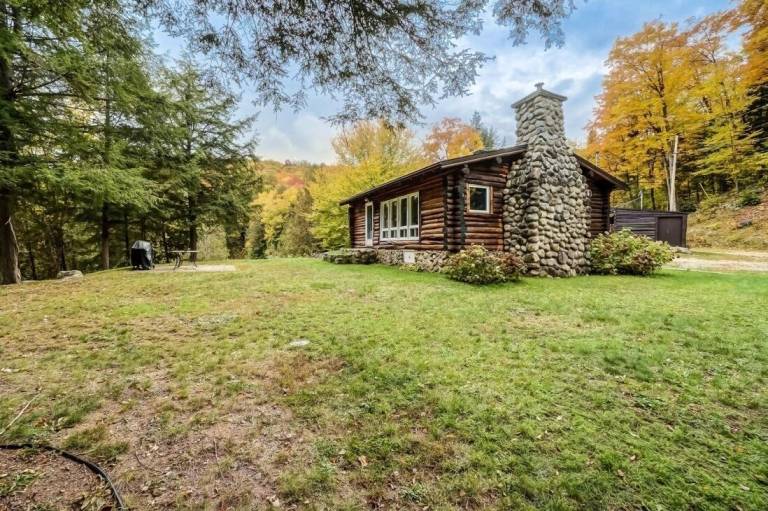 Cabin  Lac-Simon
