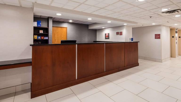 The Hotel@Dayton South — photo 4