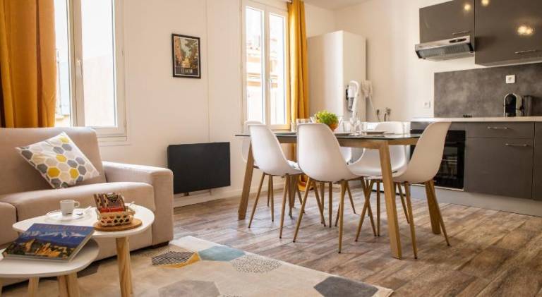 Apartment with 2 rooms for 5 persons — photo 3