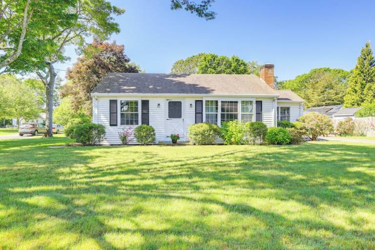 Cabin  Yarmouth