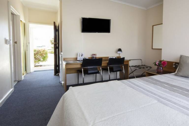 Motel  Cooma-Monaro Council
