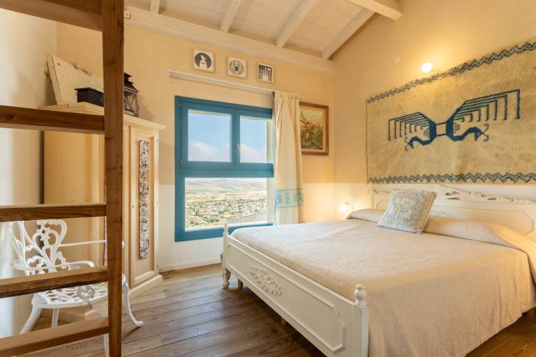 Private room Gergei
