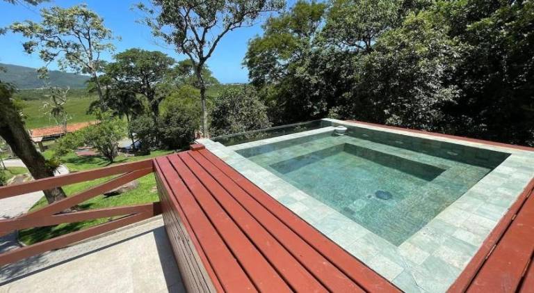 House with jacuzzi & pool — photo 2