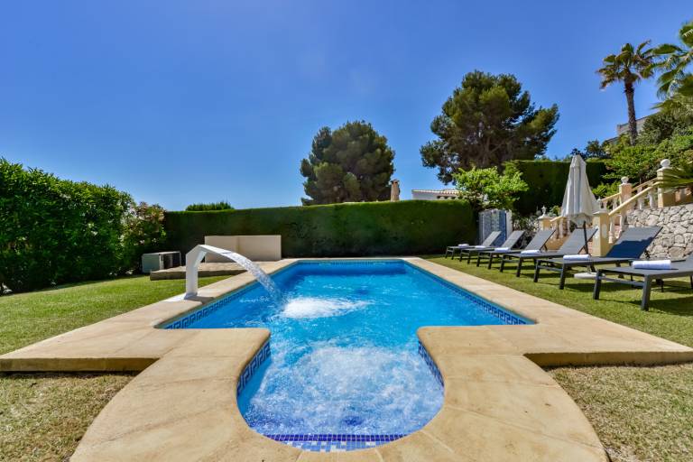 Fully equipped pleasant villa with private pool, garden & terrace | Pet-friendly — photo 3