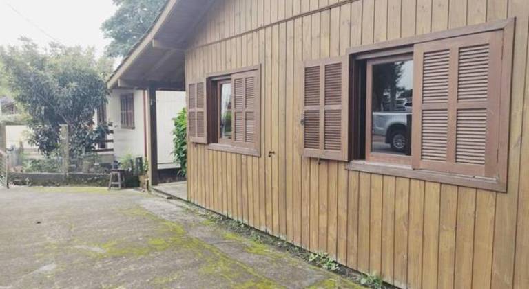 House with 1 room for 4 persons in Imbituba