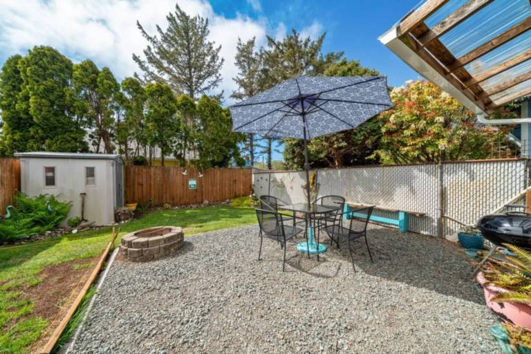 Cottage  Rockaway Beach