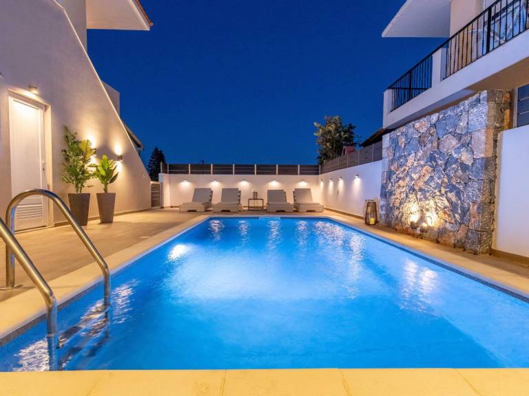 Pleasant house with garden, barbeque & private pool | Beach nearby | Pets allowed — photo 2