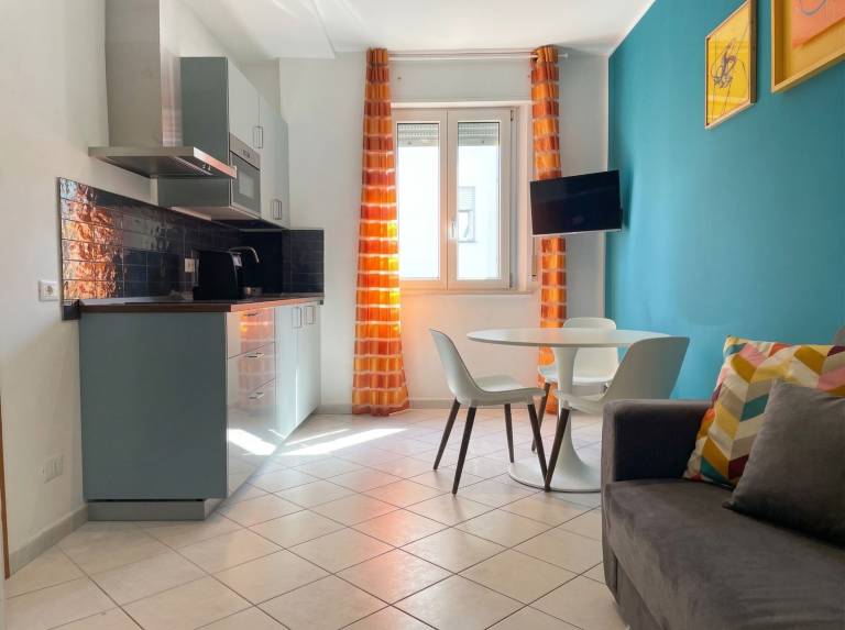 Apartment with terrace — photo 2