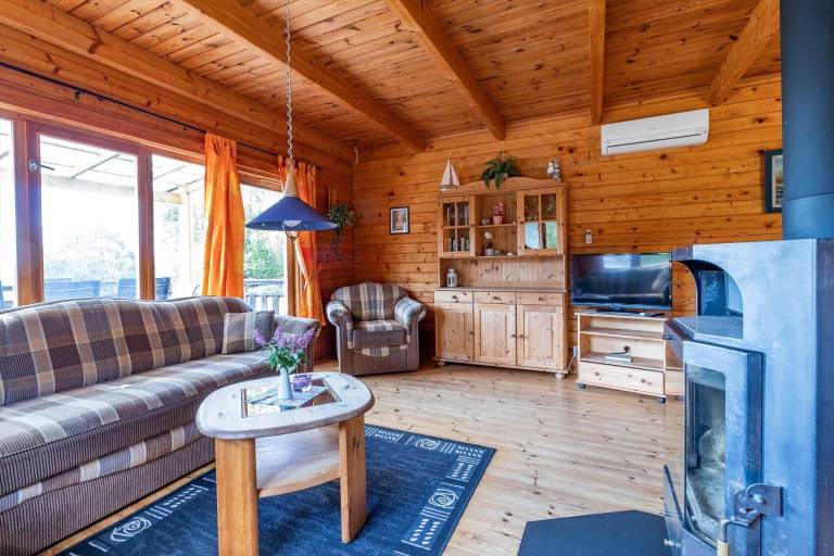Pleasant vacation home with sauna, terrace & barbeque | Pets are welcome — photo 5