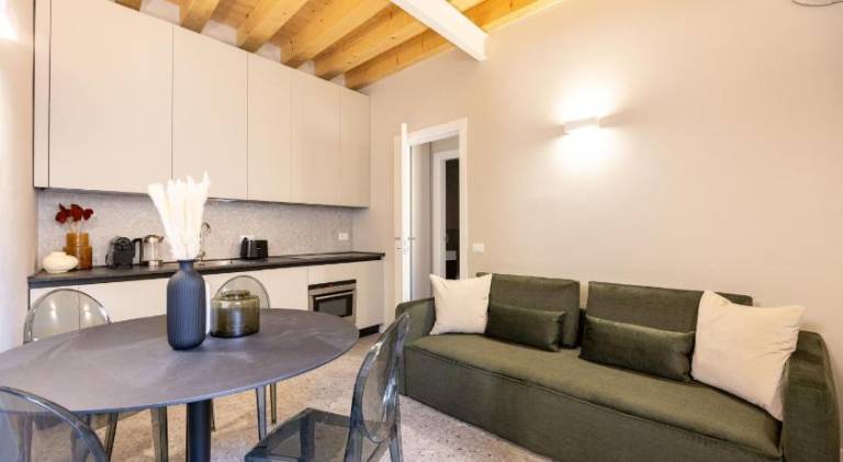 Apartment with 1 room for 4 persons — photo 4