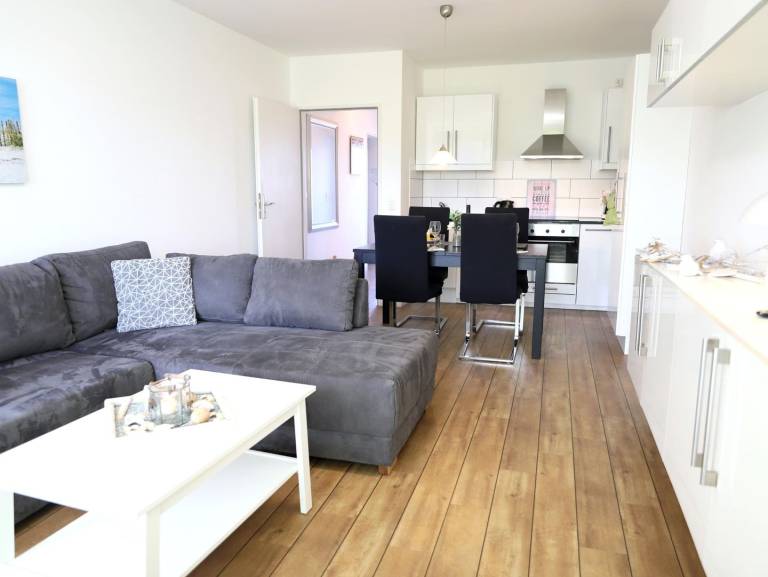 Moderne 2,5-Zimmer-Wohnung mit Südbalkon in Westerland für 4 Personen — photo 2