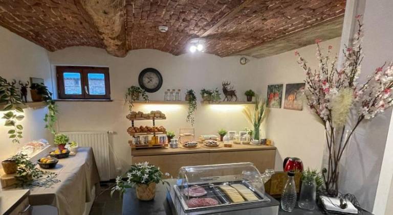 B&B HOTEL IN FERME DE LEUZE nabij Durbuy, eigen laadpalen — photo 5