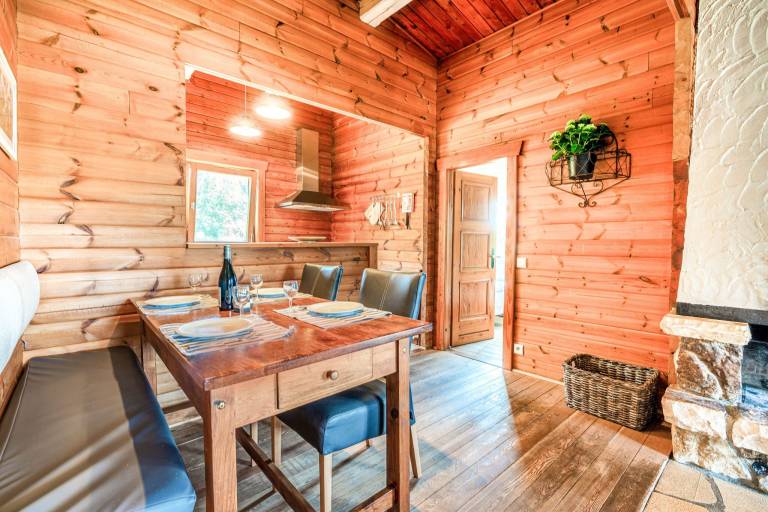 Family-oriented chalet with patio, barbeque & garden | Nature view | Dogs allowed — photo 3
