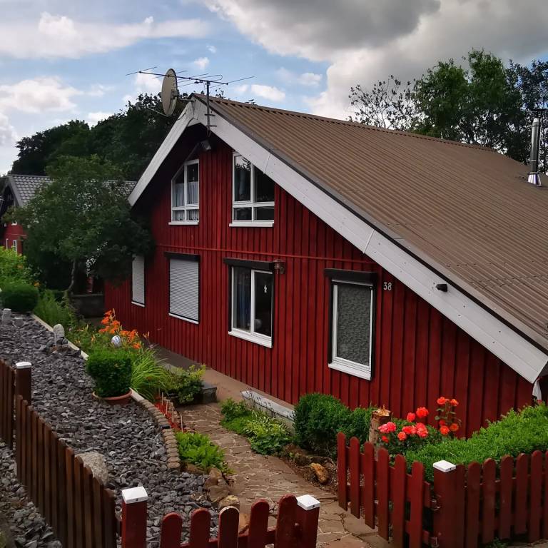 Tolles Ferienhaus in Rott mit Großer Terrasse + Waldblick