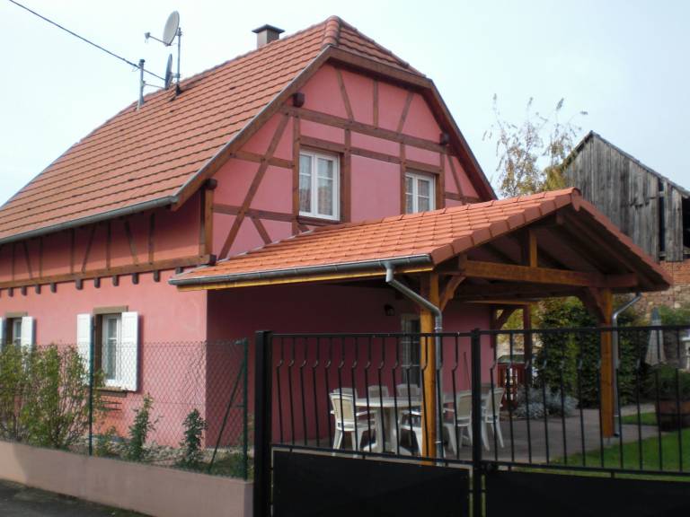 Vacation home with terrace, BBQ & garden — photo 3