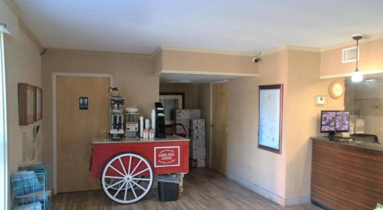 Eastern Shore Motel — photo 3