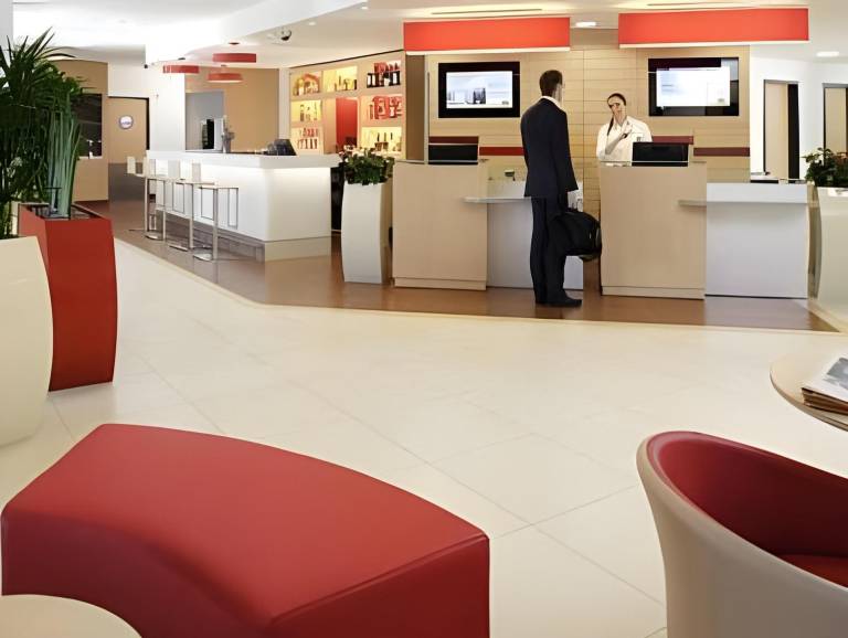 Ibis San Luis Potosi — photo 4