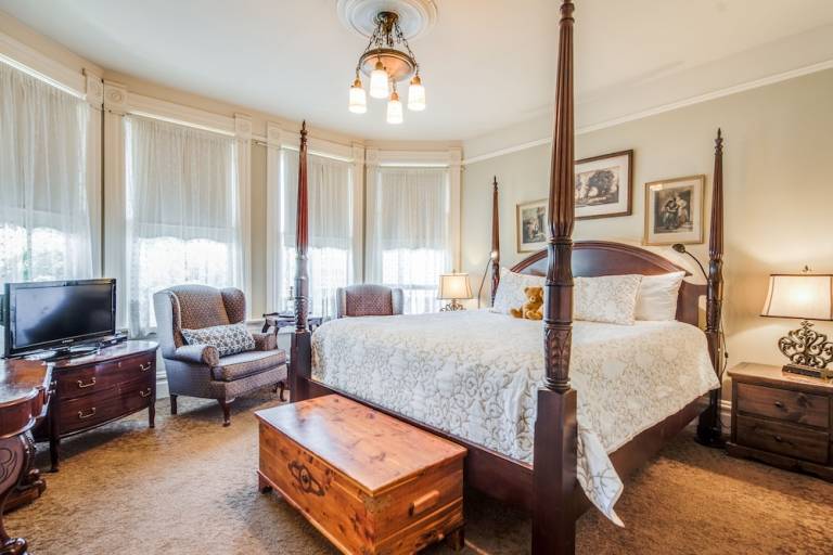 Bed and breakfast  Kitsilano