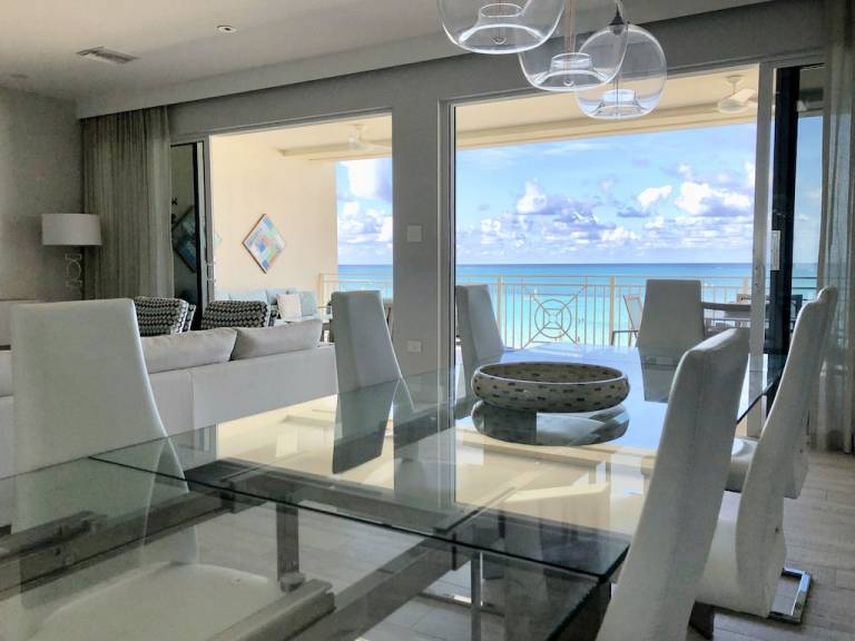 Apartment Seven Mile Beach