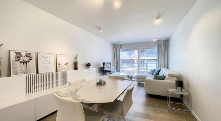Apartment with 1 room for 5 persons in Nieuwpoort