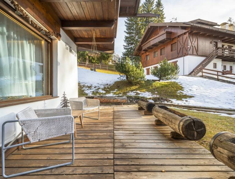 Fully equipped charming holiday apartment with yard | Close to the ski | Pets are welcome in Belluno