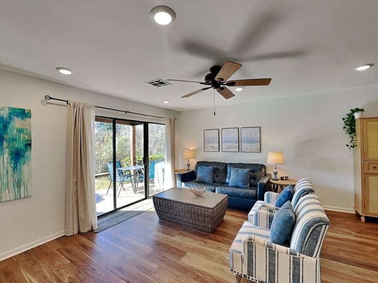 Beachwalk Condominiums 8B — photo 4