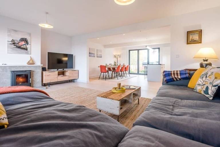 Holiday & Lettings in Felixstowe from £47 HomeToGo