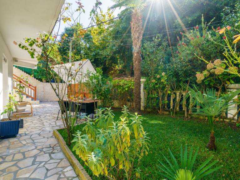 Family-friendly apartment with terrace & garden | Pets allowed — photo 2