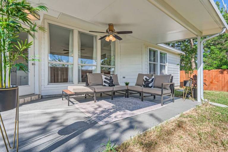 House Pflugerville