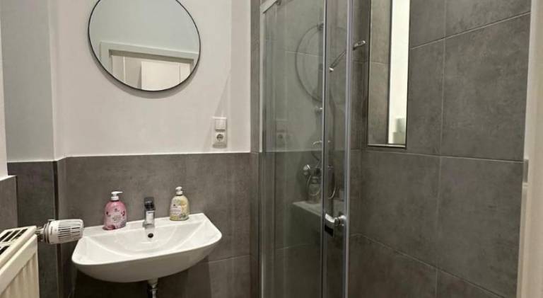 Rental apartment with 4 rooms for 8 persons — photo 2