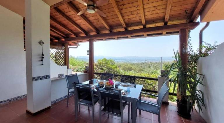 Beautiful holiday apartment with 2 rooms for 4 persons in Olbia
