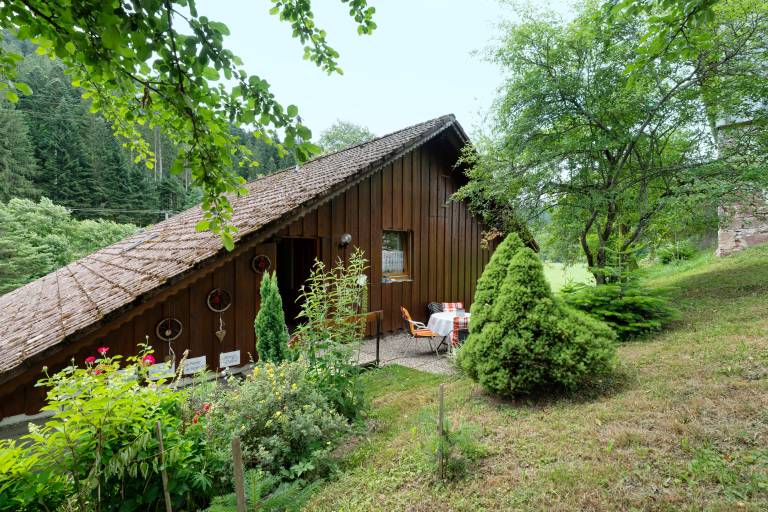 Apartment 'Untermetzgers' with Mountain View, Private Terrace and Wi-Fi in Karlsruhe